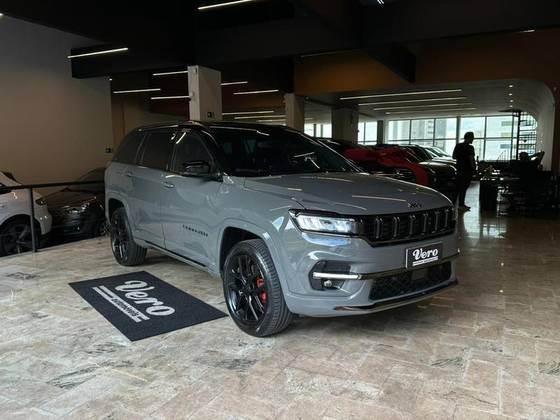 JEEP COMMANDER 2.0 HURRICANE 4 TURBO GASOLINA BLACKHAWK AT9